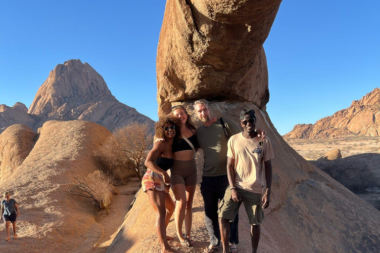 The Ultimate 4-Day Namibia: Sossusvlei, Swakop & Spitzkoppe The Ultimate 4-Day Namibia Loop