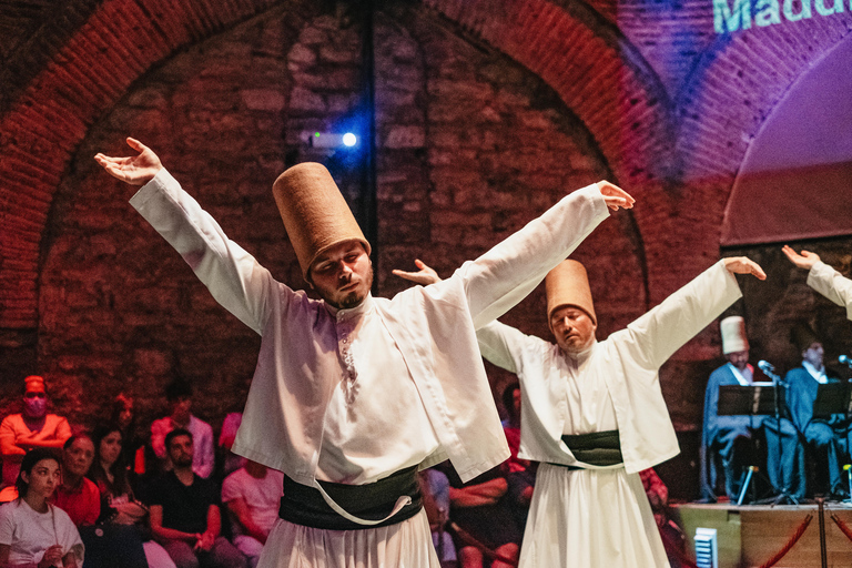 Istanbul: Mostra dei dervisci rotanti di Hodjapasha19:00 Prima serata