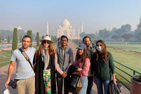 Book Taj Mahal and Fort Skip-the-Line tickets & guide Taj Mahal and Agra Fort Skip-the-Line tickets & guide