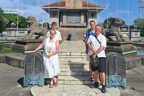 Colombo: Guía local con tour de la ciudad de Colombo en Tuk Tuk