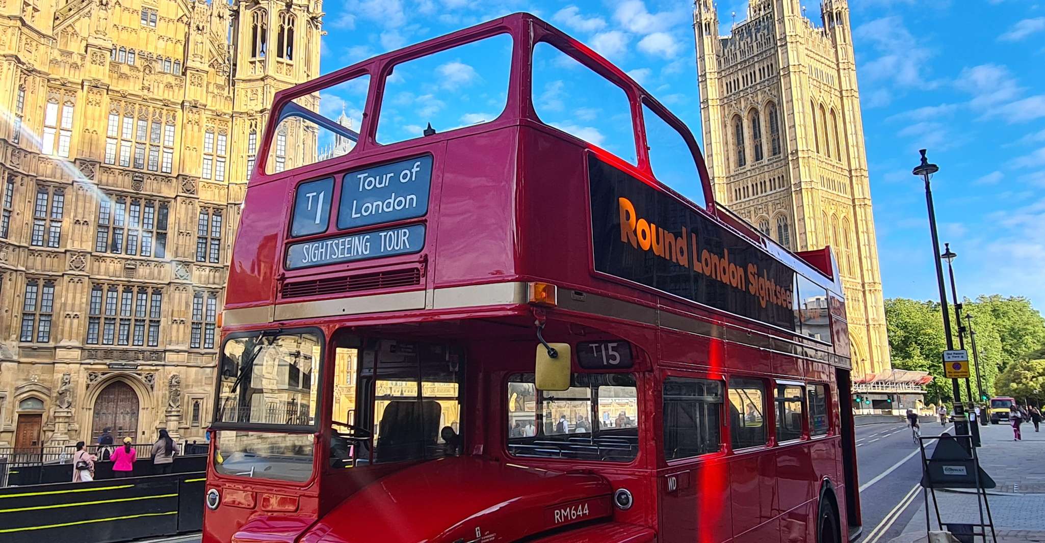 London: Guided Sightseeing Tour on a Vintage Open-Top Bus
