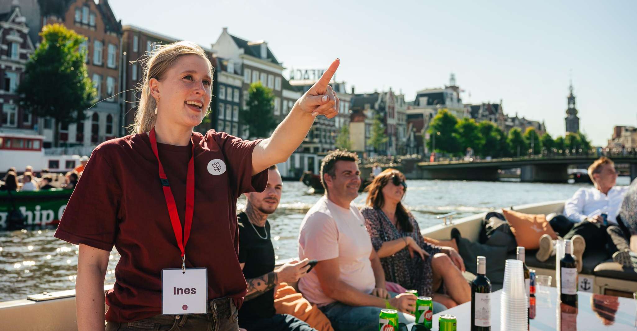 Amsterdam: Boat Cruise Guided in German, Italian or French