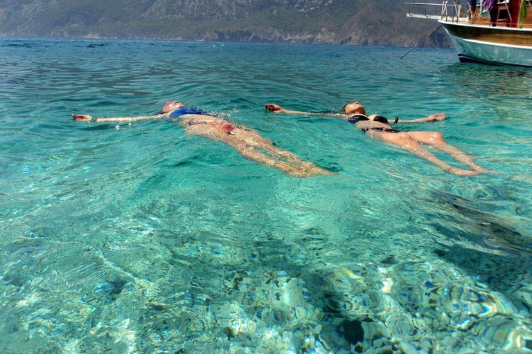 Side: Dolphin Island & Pirate Boat Tour