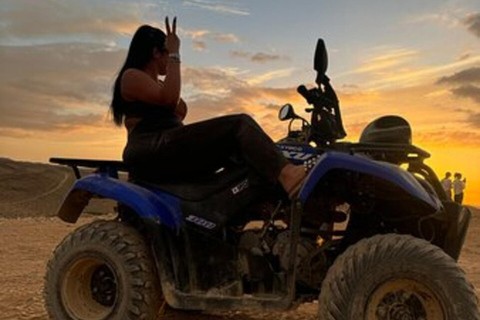 Marrakech: Quad nel deserto di Agafay con cena-spettacolo