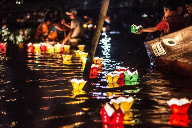 Hoi An: Sunset River Cruise with Drinks and Lanterns