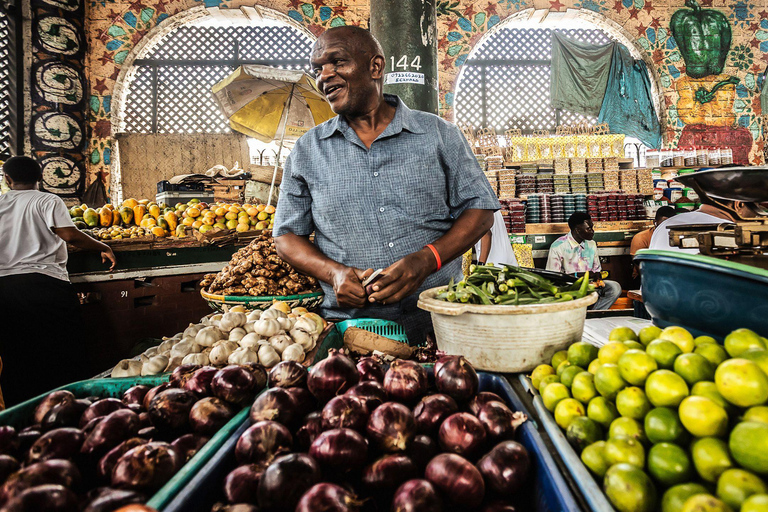 Mombasa: Sultan's Spoon Food Tour with 15+ Tastings