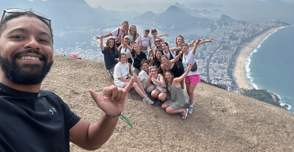 Rio de Janeiro: Zwei Brüder wandern und Favela erleben
