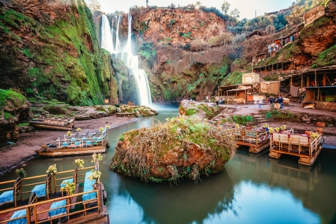 Depuis Marrakech : cascades d'Ouzoud avec rando et bateauVisite de groupe en anglais