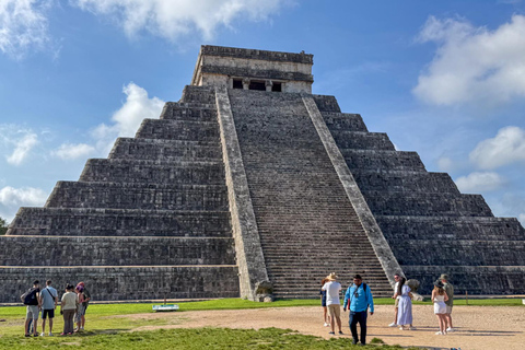 Cancun: Chichen Itza Early Access All-Inclusive Tour