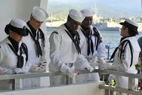 Il "Memoriale della USS Arizona" e il tour in limousine VIP del "Mighty MO"!
