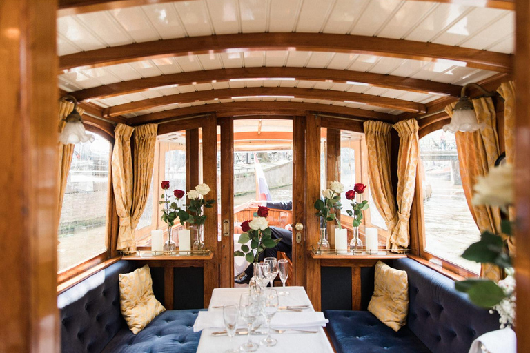 Amsterdam: Moët & Chandon Gourmet Dinner Cruise Amsterdam: Moët & Chandon Gourmet Dinner Cruise