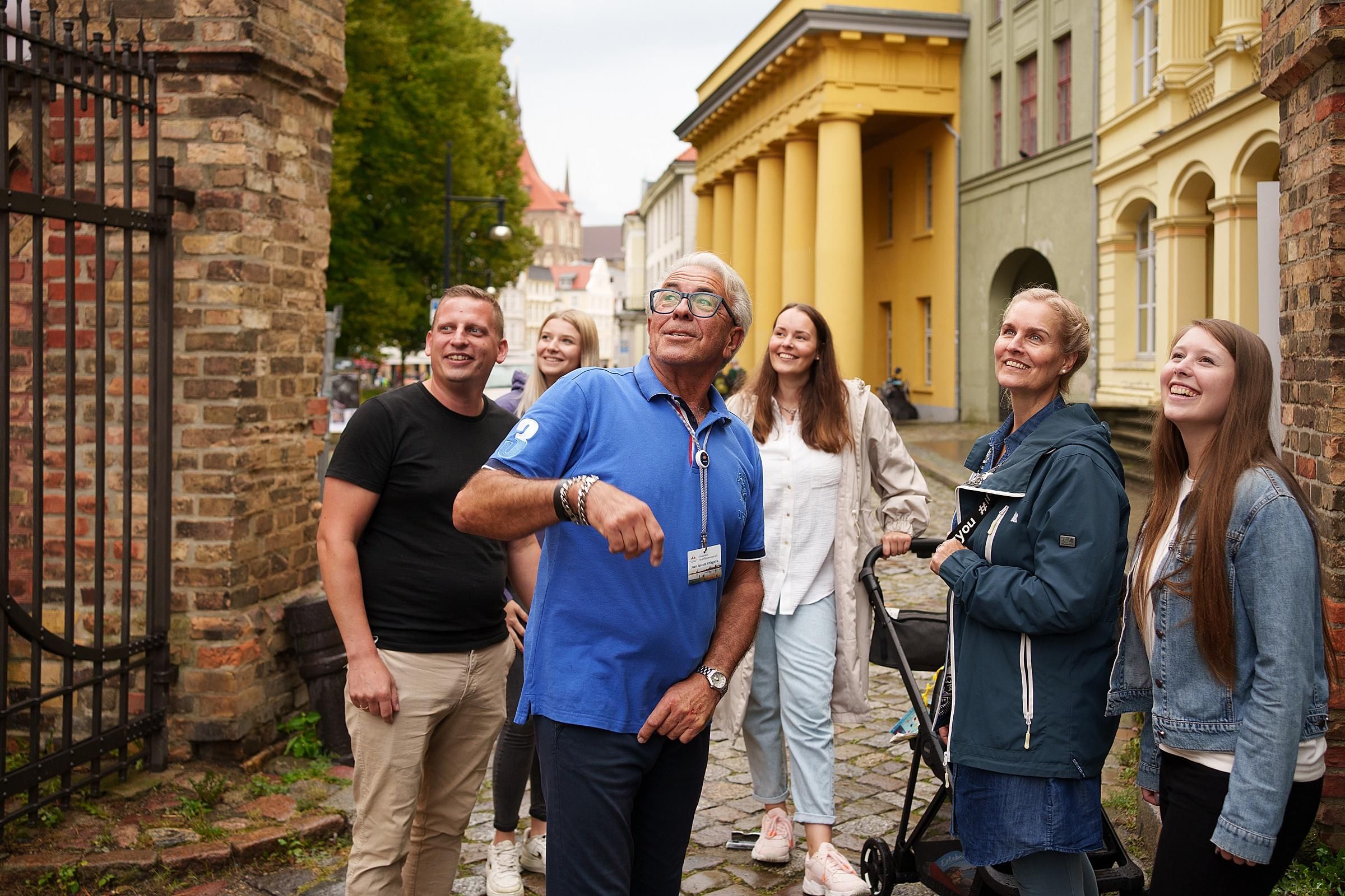 Entdecke Rostock: Eine geführte Stadtführung für Kreuzfahrtgäste