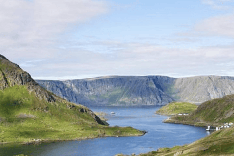 Honningsvåg: North Cape Tour with Reindeer & Sami Family