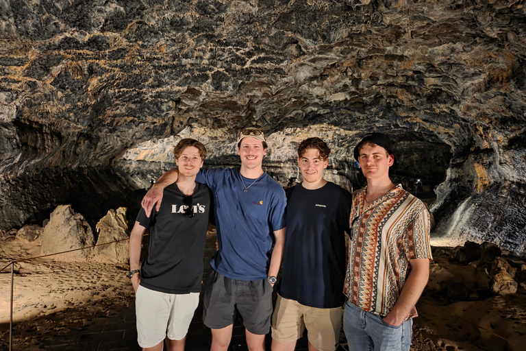 Excursión al atardecer por la isla de JejuExcursión al atardecer en la isla de Jeju