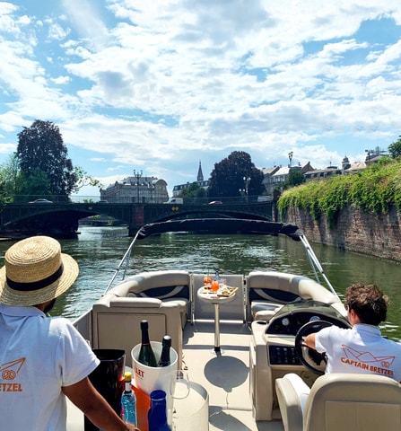 Strasbourg: 2-hour VIP boat cruise tour