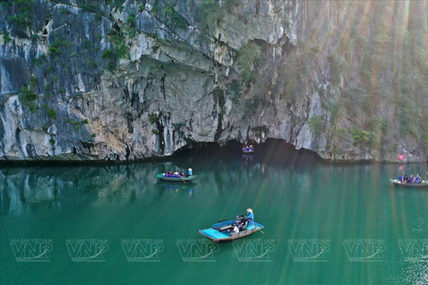 Hanoi: Ninh Binh Am Tien Cave or Trang An, Mua Cave & Hoa Lu Private Tour: Ninh Binh, Hoa Lu, Trang An, Mua Cave, Incense