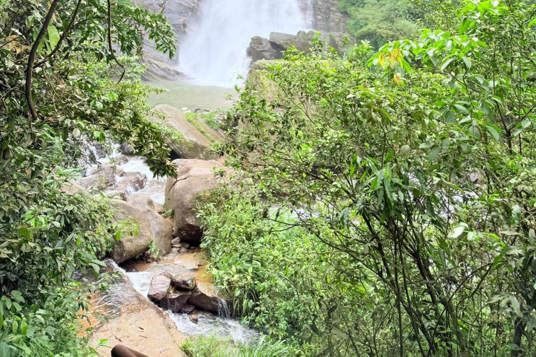 Sri Lanka Private Car & Driver | Custom Tours,Day trips