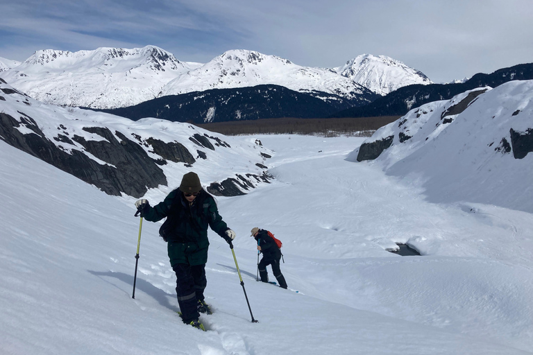 Guided Snowshoeing Adventure from Seward, Alaska 6-Hour Tour