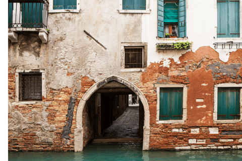 Venecia: Cuentos Misteriosos de Brujas y Fantasmas.