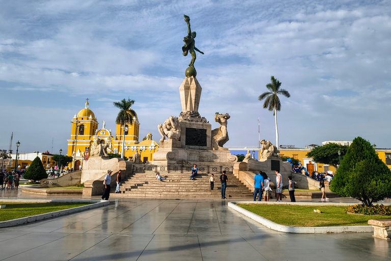 Trujillo: Guided City Tour with Market & Local Flavors Private Tour
