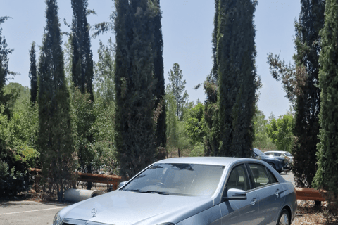 Tour privato a Troodos: cascata, villaggi e pranzo cipriotaTour privato a Troodos: cascata, villaggi e pranzo tipico cipriota