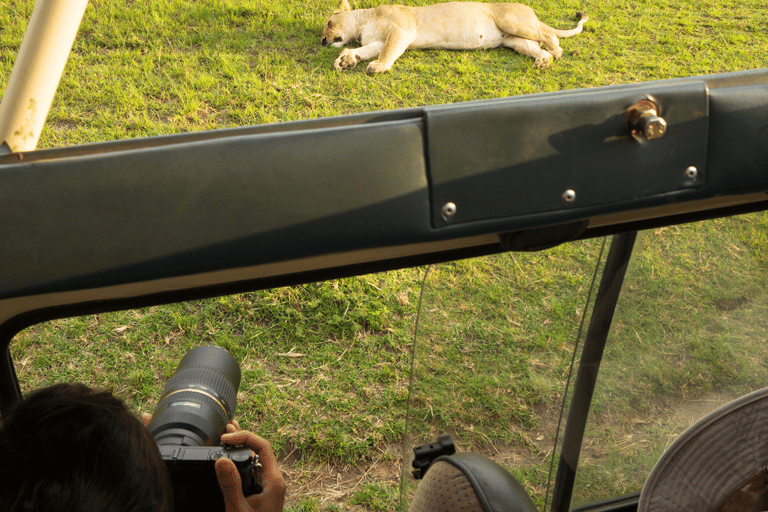 3 Days Private Midrange Safari from Zanzibar with Flights