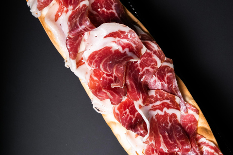 Gdańsk: 3 for 2 on tapas + Cava or Cocktail on 33rd floor