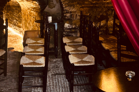 Wines and Tapas with History in Cordoba Wines and Tapas with History in Córdoba