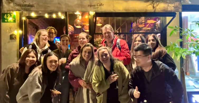 Shanghai: Bar Hopping Tour photo 2