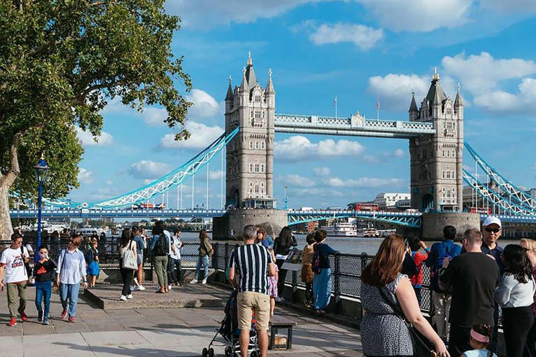 伦敦半日游泰晤士河游船、大笨钟和伦敦塔