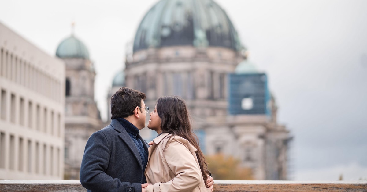 Berlin: Photo Shoot with a Professional Photographer | GetYourGuide