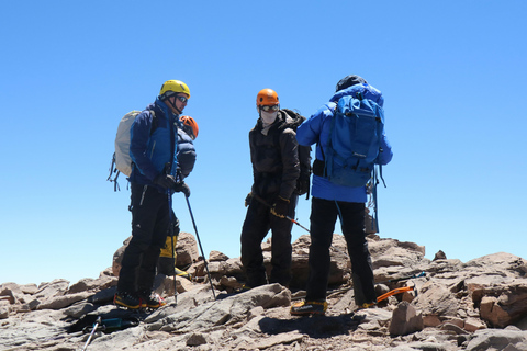 Arusha: 7-Day Kilimanjaro Lemosho Route Trek with Hotel Stay