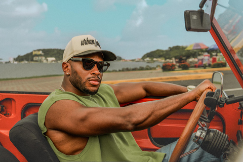 巴拿马城：尊享VIP经典车之旅巴拿马城：乘坐大众 Safari 老爷车进行城市亮点之旅