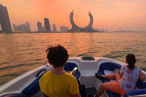 Doha : Croisière au coucher du soleil avec boissons