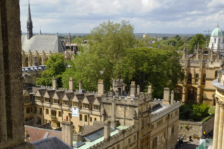 Oxford College Gardens - obejmuje przestrzenie zamknięte dla publiczności.