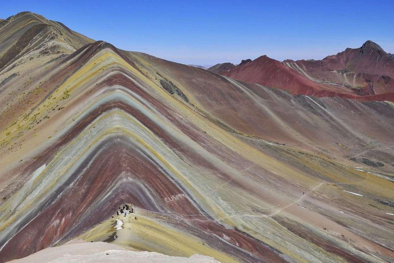 Tour to Machu Picchu and Rainbow Mountain 2 Days - 1 Night