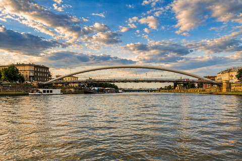 Krakow: Vistula River Sightseeing Cruise with Audio Guide