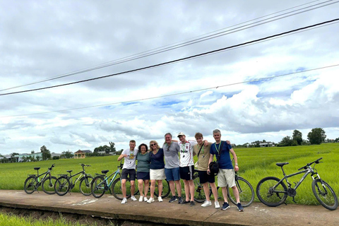 11 Tage Tour Vietnam entdecken | Das Beste von Vietnam sehenEntdecke Vietnams Top-Attraktionen im pulsierenden Süden