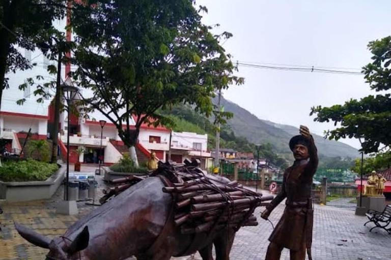 MEDELLIN: TOUR CISNEROS + CORREGIMIENTO SANTIAGO + MUSEO FUNDA TUNEL