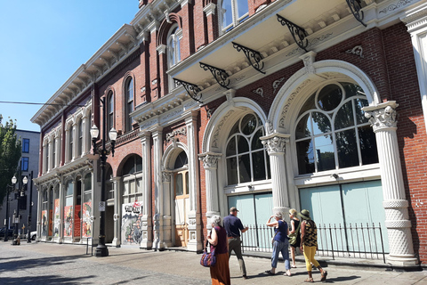 A Guided Walking Tour of Vibrant Downtown Portland