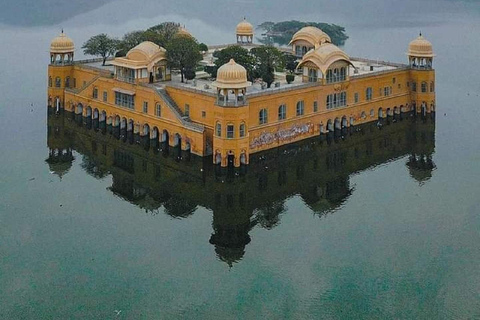 Jaipur: Full Day Trip With Car And Guide Jaipur: Full Day Trip With Car And Guide