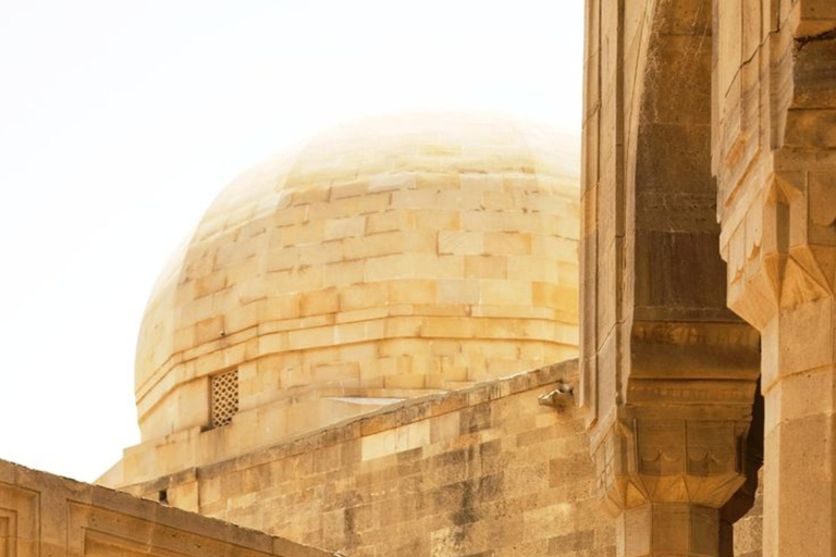 Ontdek de tijdloze charme van de oude stad van Baku