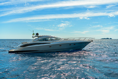 Capri: discover the island aboard a luxury boat Capri Full Day - Allure 38