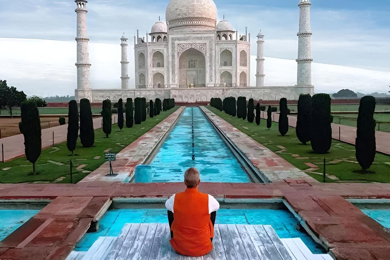 Taj Mahal Mausoleum Skip-the-Line Tour with Expert Guide From Delhi: Taj Mahal & Agra Fort Tour Car + Guide + Tickets