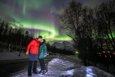 Tromsø: Aurora Tour with Photos & Warm Bodysuits