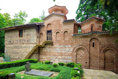 Tour privado de medio día: Sofía, Iglesia de Boyana y Museo de Historia