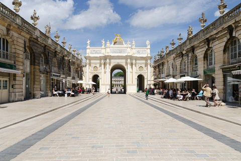 Tour a piedi guidato privato di Nancy