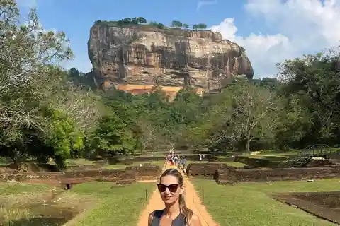 Depuis Kandy : Transfert à Sigiriya avec safari et rocher de Dambulla
