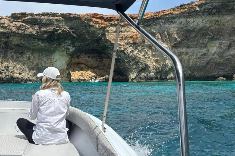 Comino: Blue & Crystal Lagoon Private Boat with Snorkeling