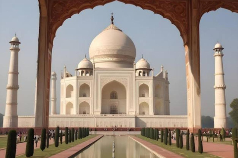 De Délhi: Tour guiado pelo nascer do sol do Taj Mahal e pelo Forte de AgraTour particular com carro e motorista, somente com guia